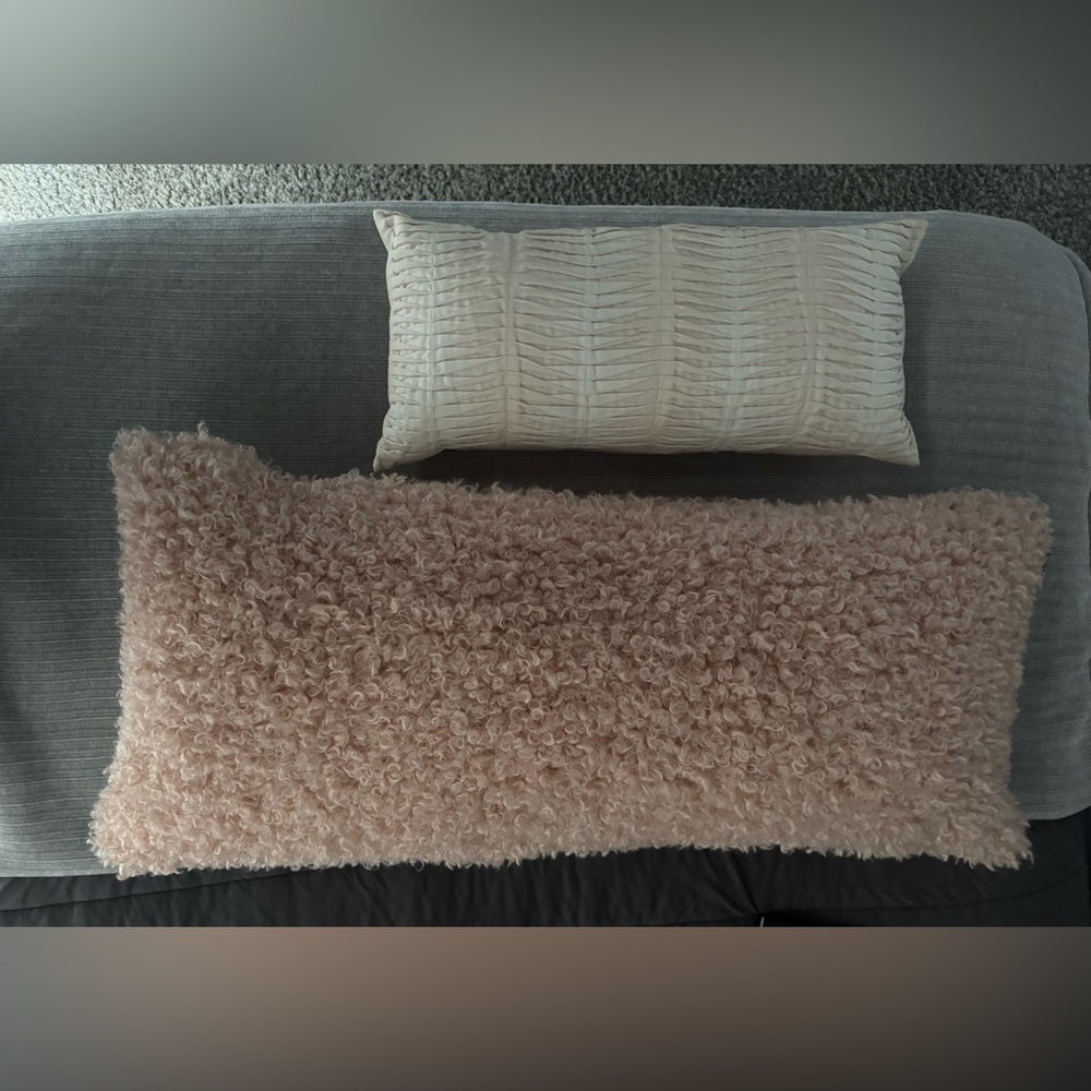 UGG Blush and Cream Textured Throw Blanket
